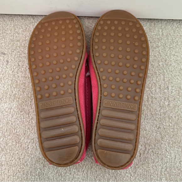 Minnetonka Moccasins Kid’s Thunderbird Moccasin - Picture 4 of 5